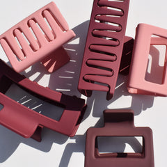 Medium Rectangle Claw Clip Wine